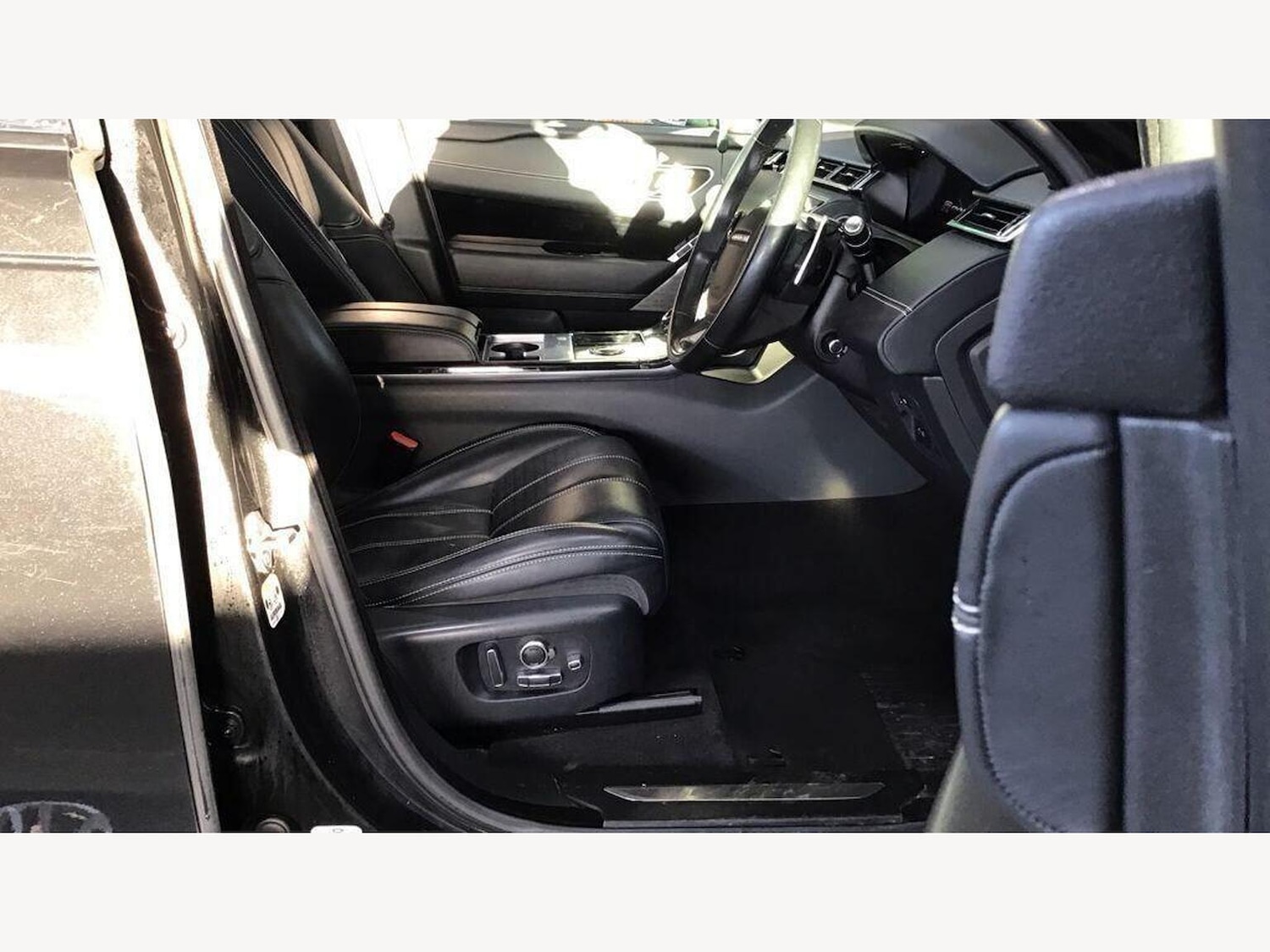 Used Land Rover Range Rover Velar 2020 for sale - 77572884: Photo 5