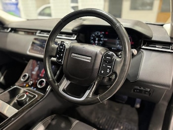 Used Land Rover Range Rover Velar 2018 for sale - 79284037: Photo