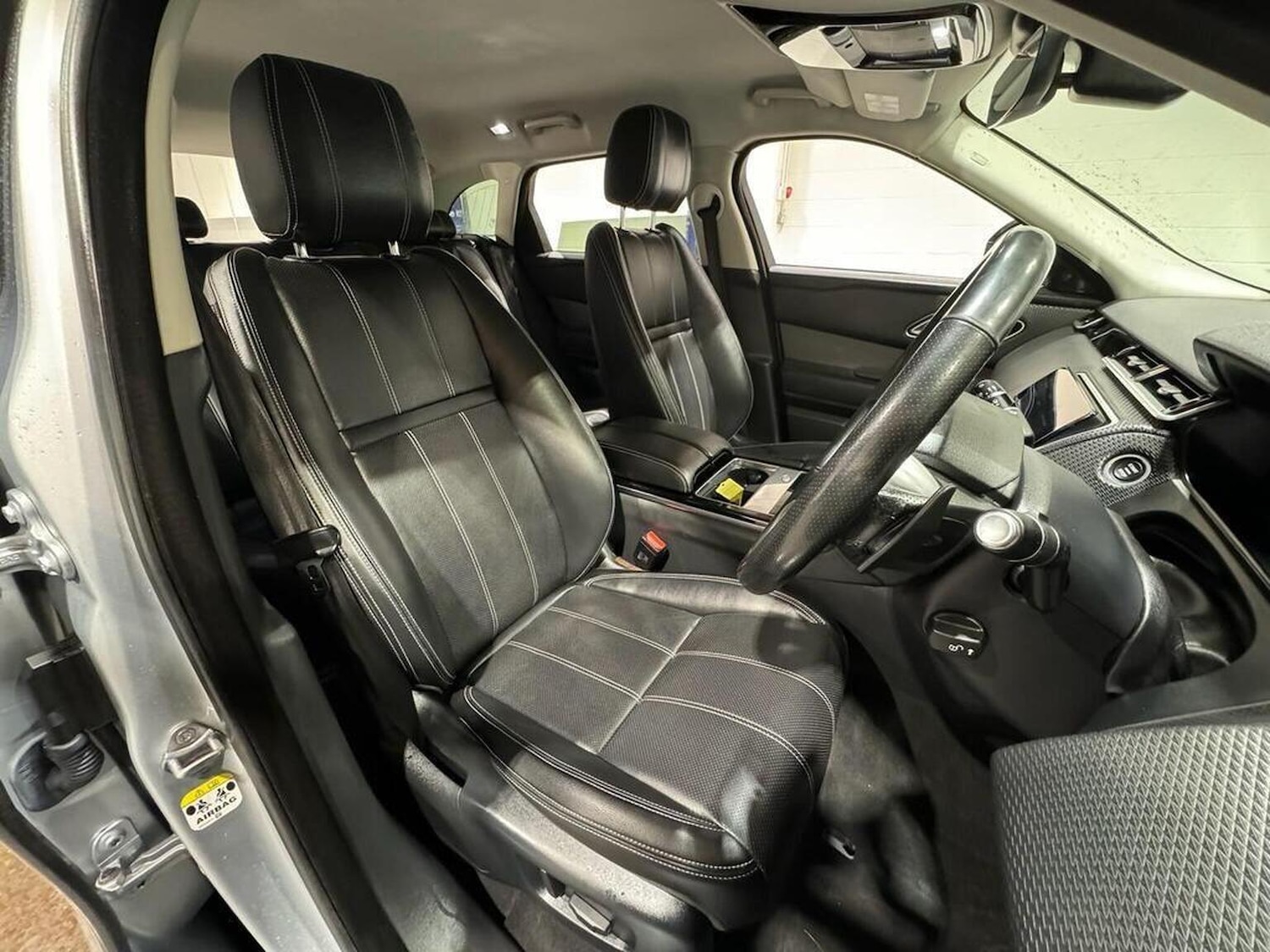 Used Land Rover Range Rover Velar 2018 for sale - 77572890: Photo 13