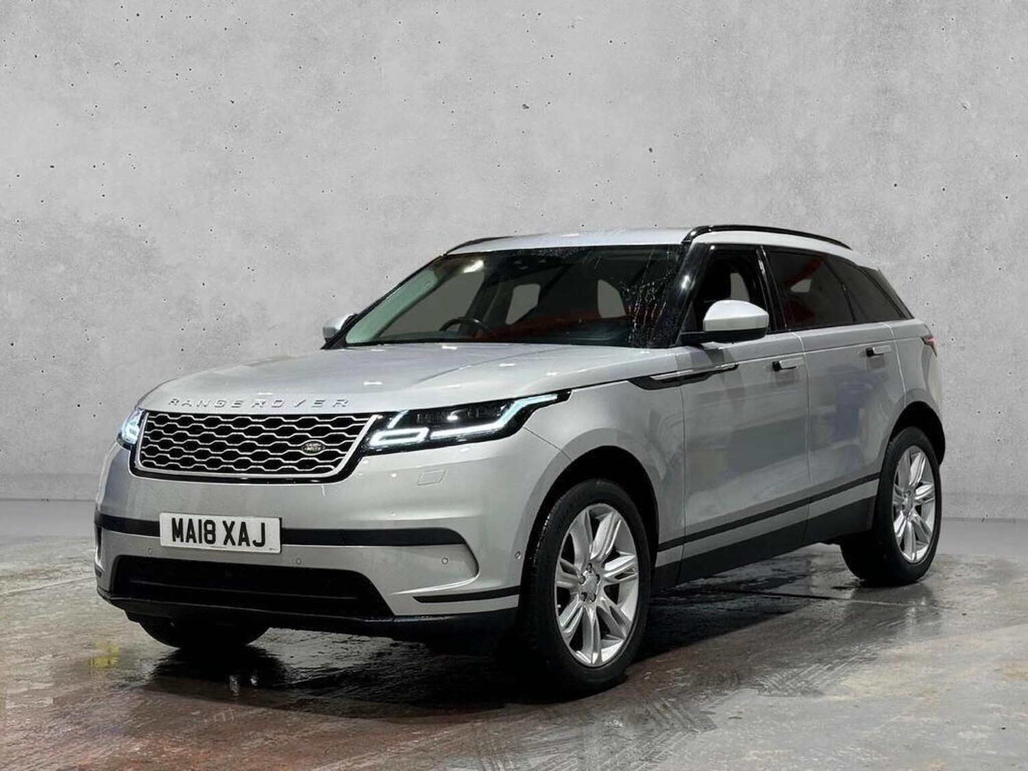 Used Land Rover Range Rover Velar 2018 for sale - 77572890: Photo 4