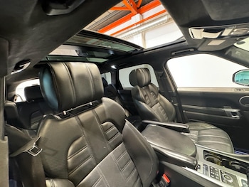 Used Land Rover Range Rover Sport 2016 for sale - 79284010: Photo