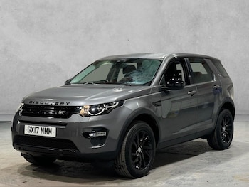 Used Land Rover Discovery Sport 2017 for sale - 77521958: Photo