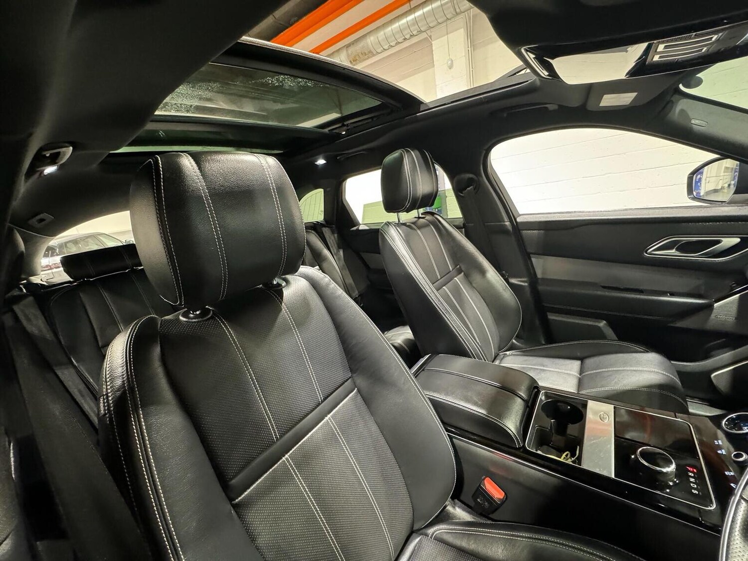 Used Land Rover Range Rover Velar 2019 for sale - 77336711: Photo 10