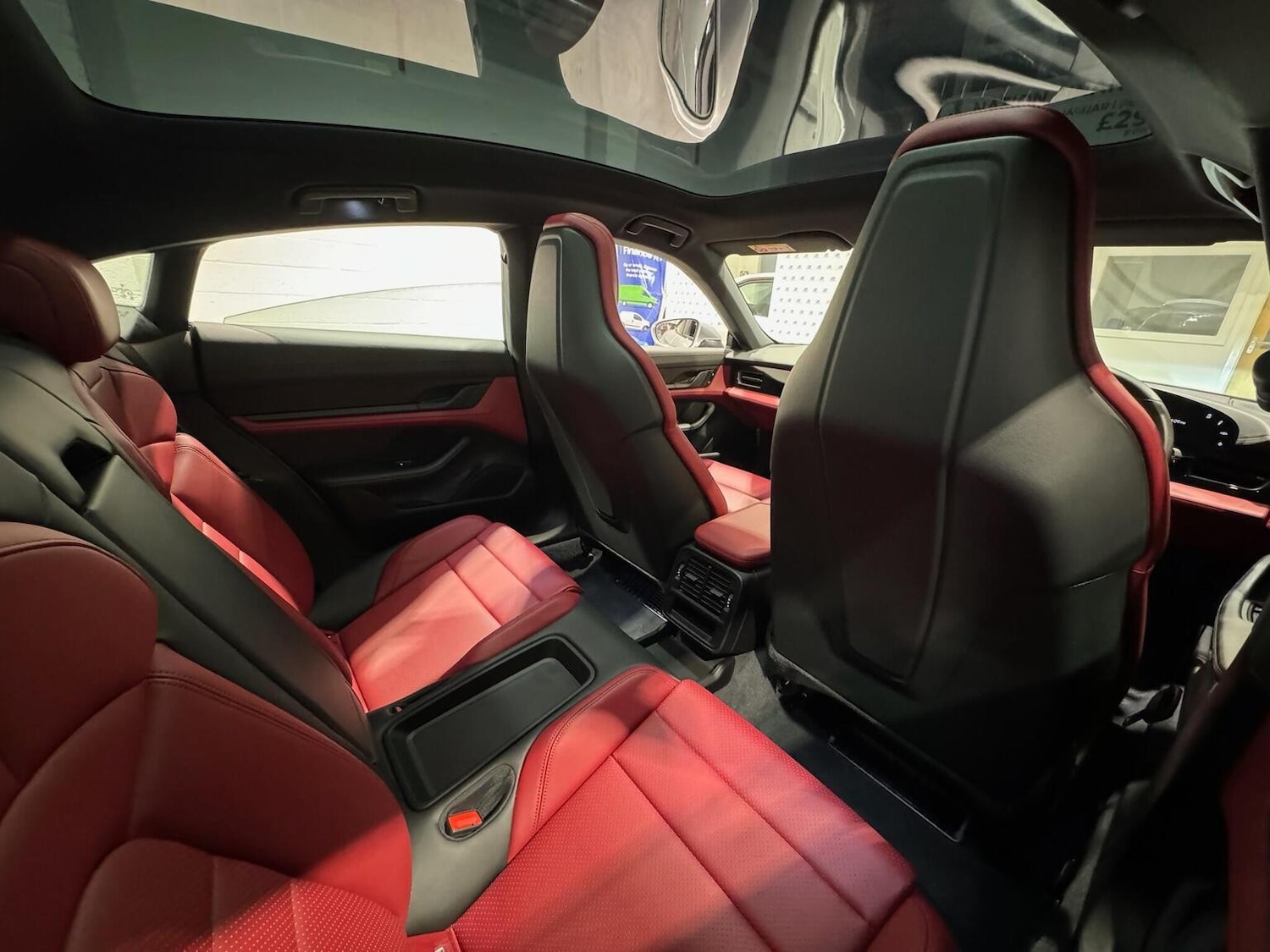 Used Porsche Taycan 2022 for sale - 77336713: Photo 11