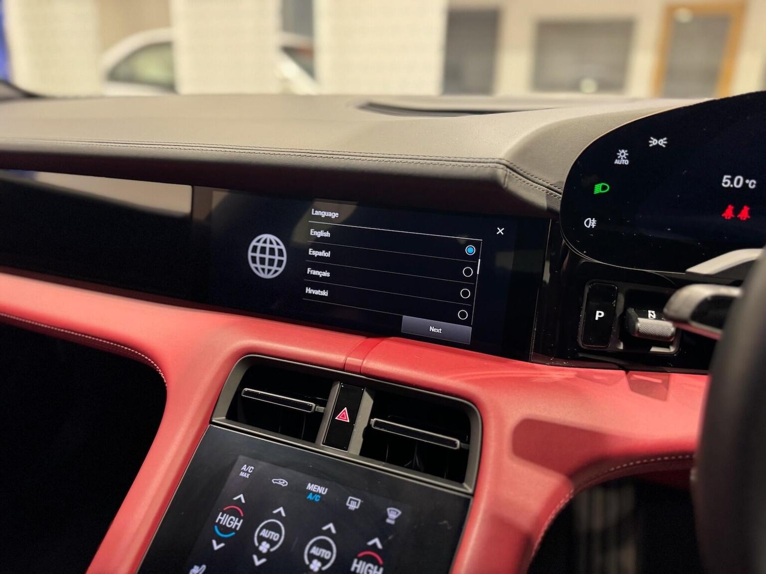 Used Porsche Taycan 2022 for sale - 77336713: Photo 15