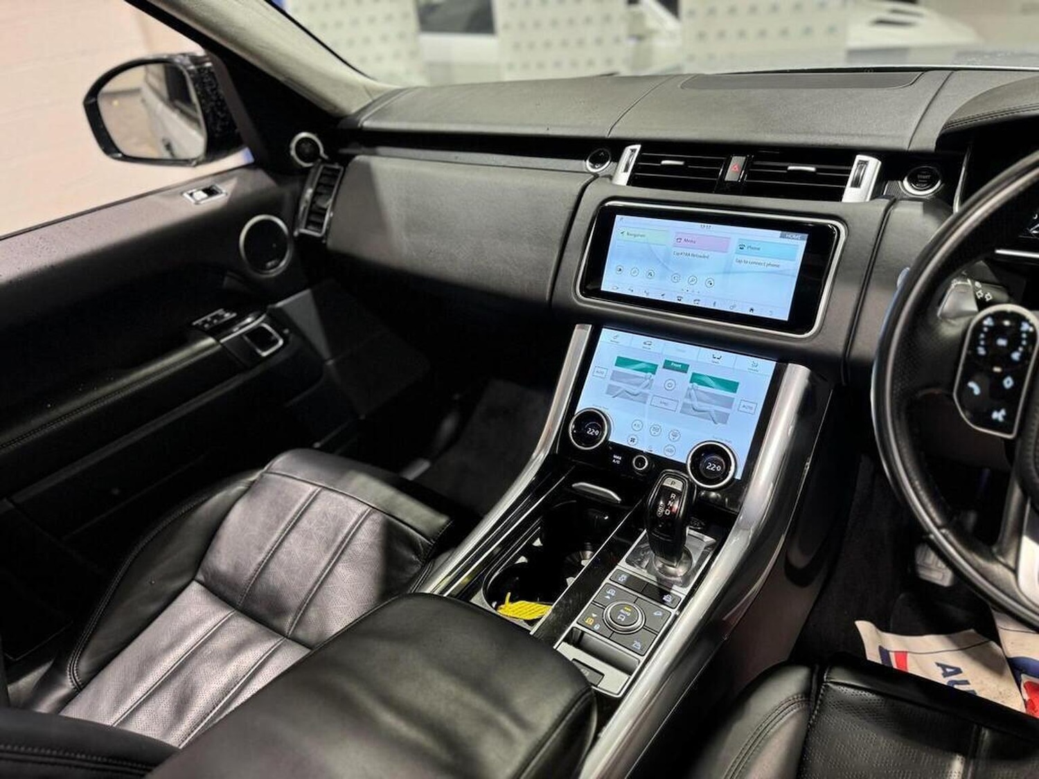 Used Land Rover Range Rover Sport 2018 for sale - 77572871: Photo 11