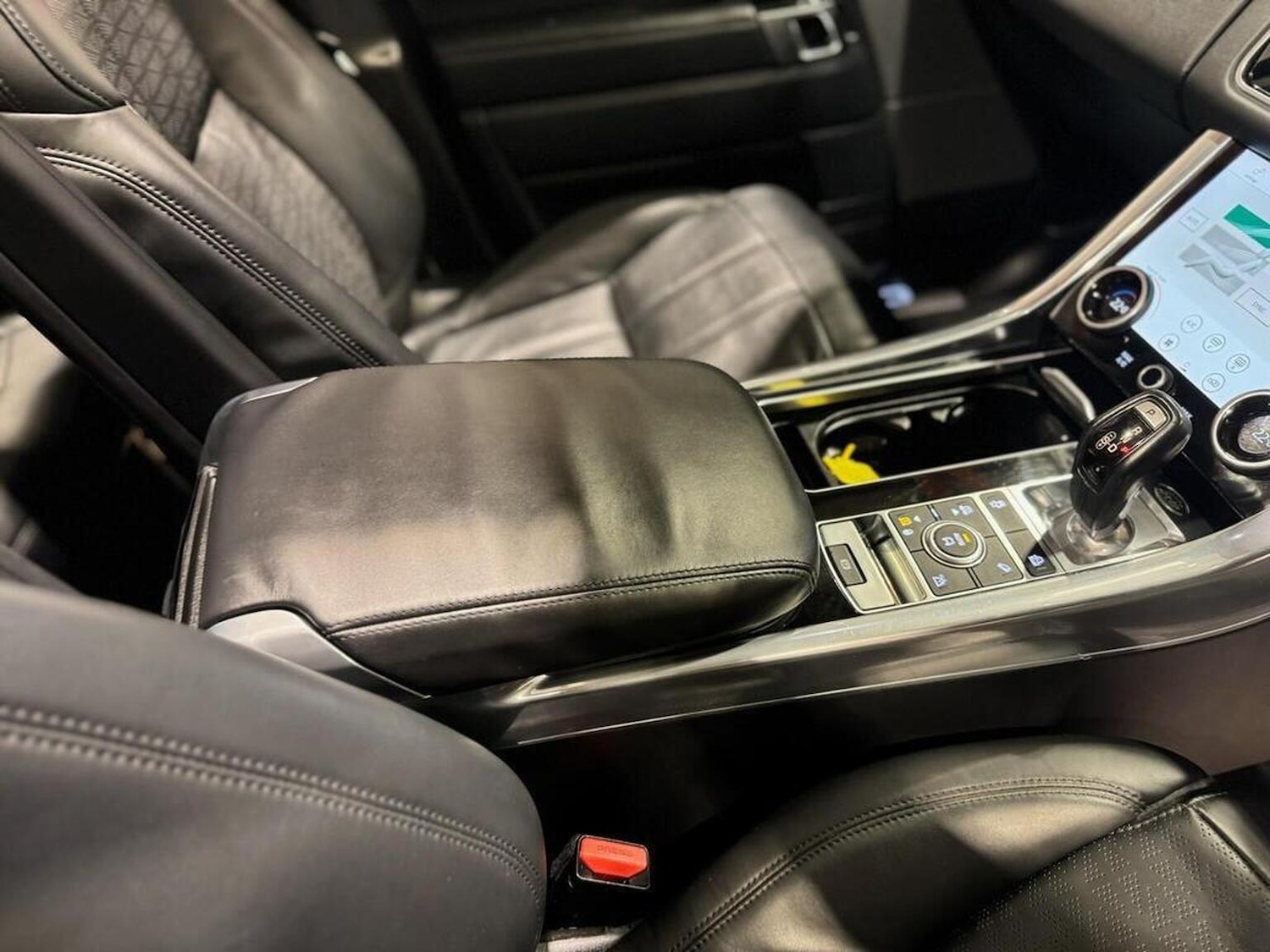 Used Land Rover Range Rover Sport 2018 for sale - 77572871: Photo 15