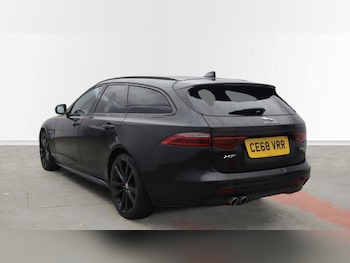 Used Jaguar XF 2018 for sale - 77694294: Photo