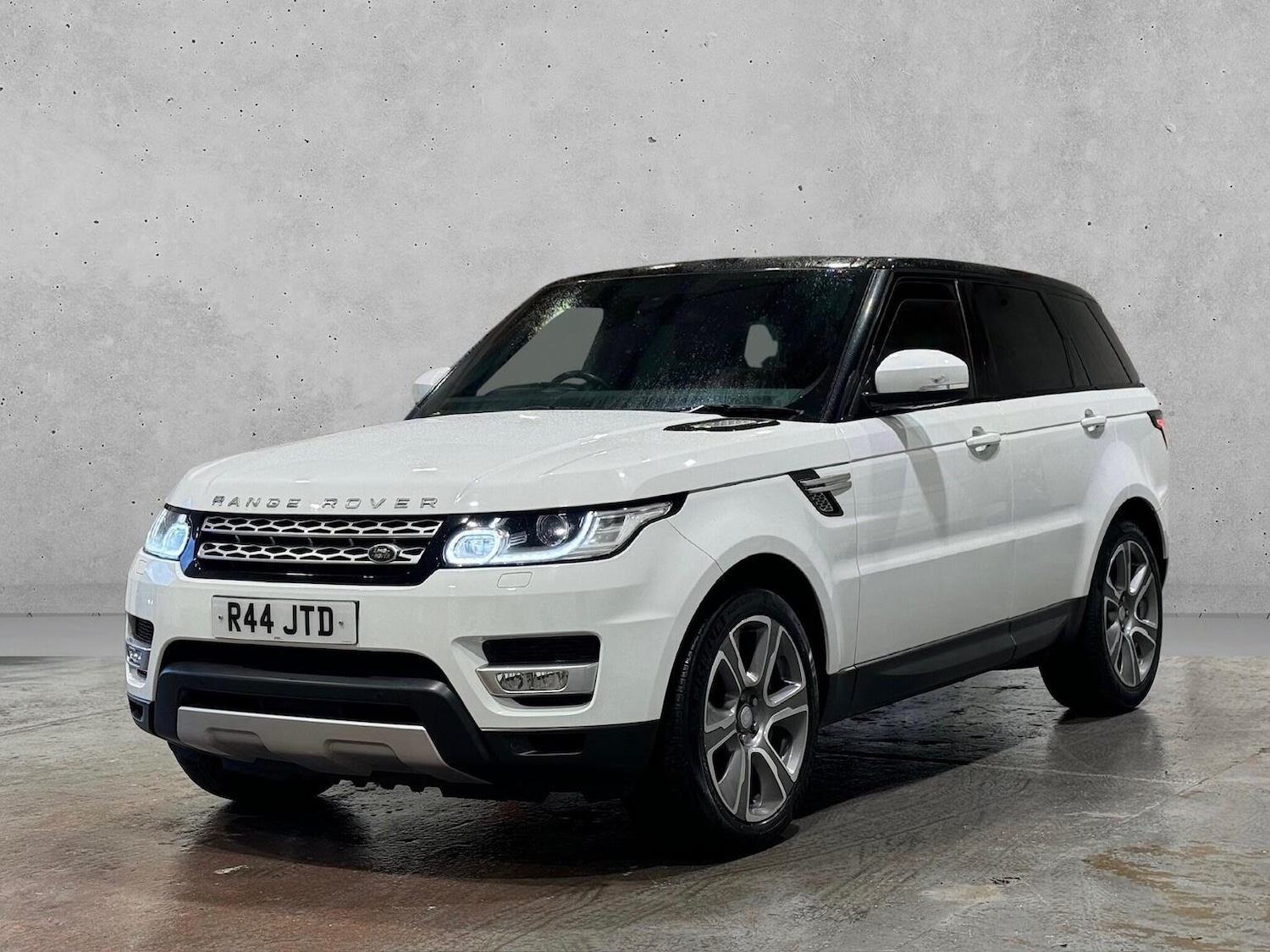 Used Land Rover Range Rover Sport 2015 for sale - 77590082: Photo 3