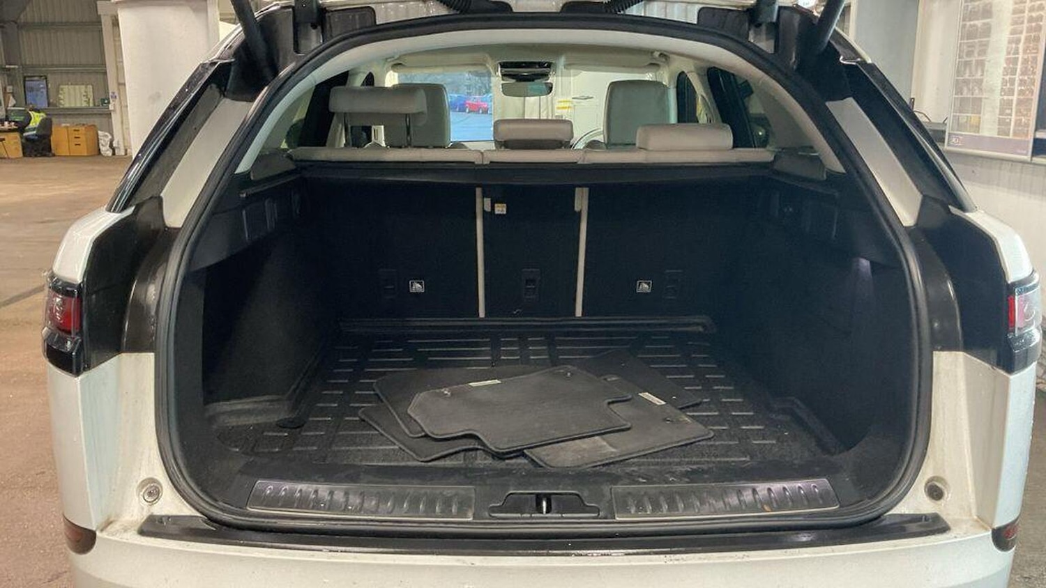 Used Land Rover Range Rover Velar 2019 for sale - 77555089: Photo 10