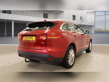 Used Jaguar F-Pace 2017 for sale - 77423403: Photo