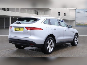Used Jaguar F-Pace 2017 for sale - 78575051: Photo