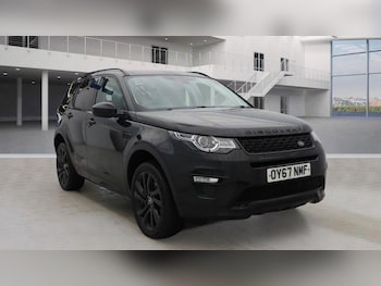 Used Land Rover Discovery Sport 2017 for sale - 77555094: Photo