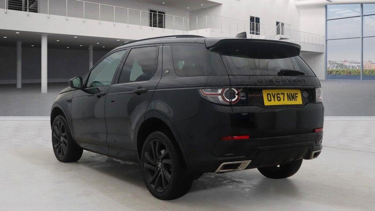 Used Land Rover Discovery Sport 2017 for sale - 77555094: Photo 3