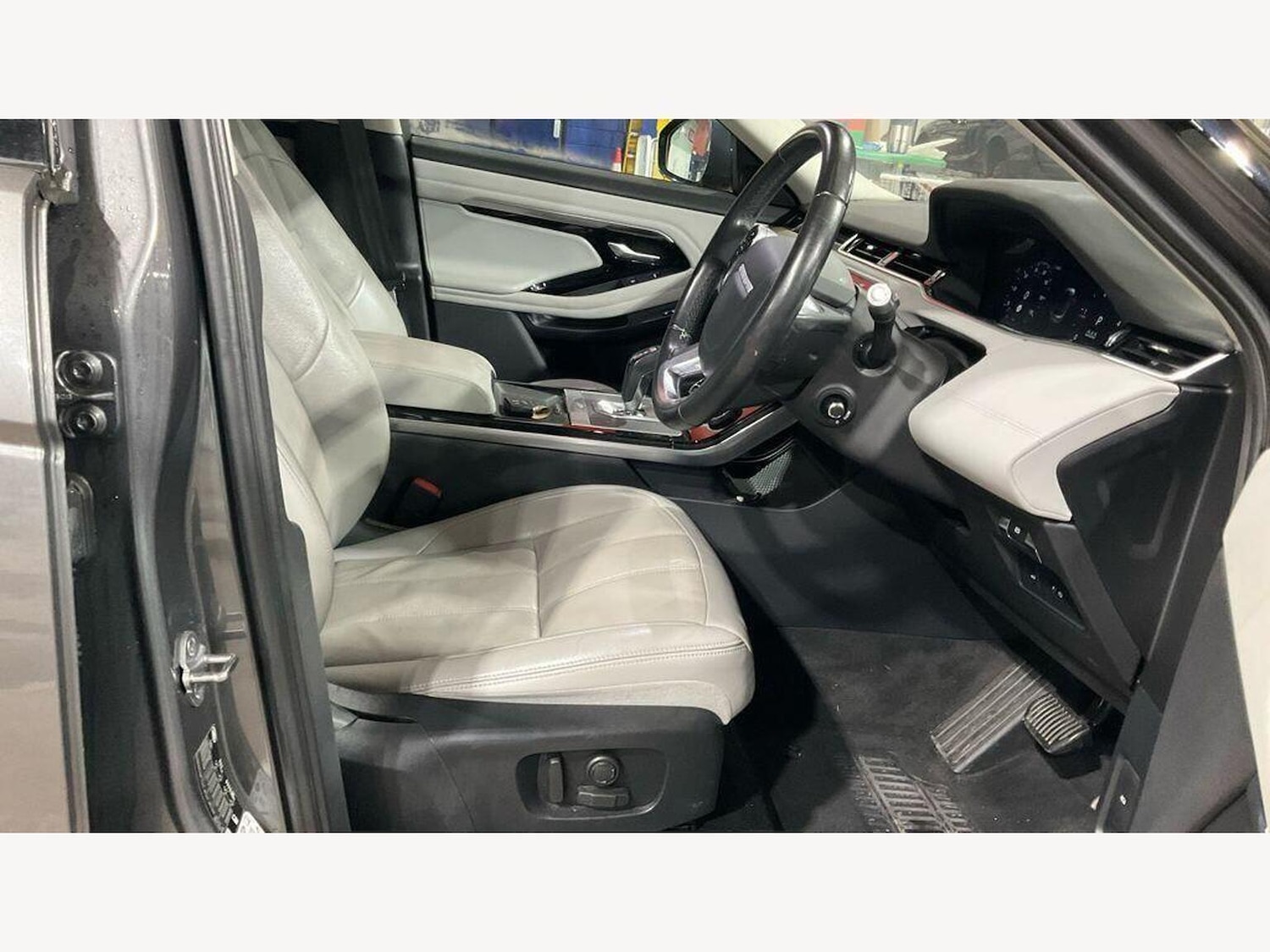 Used Land Rover Range Rover Evoque 2019 for sale - 77572889: Photo 4