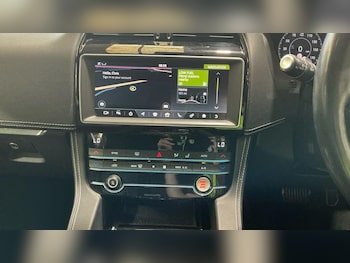 Used Jaguar F-Pace 2019 for sale - 79349516: Photo