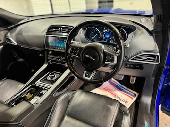 Used Jaguar F-Pace 2019 for sale - 79284113: Photo