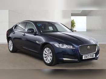Used Jaguar XF 2017 for sale - 78744932: Photo