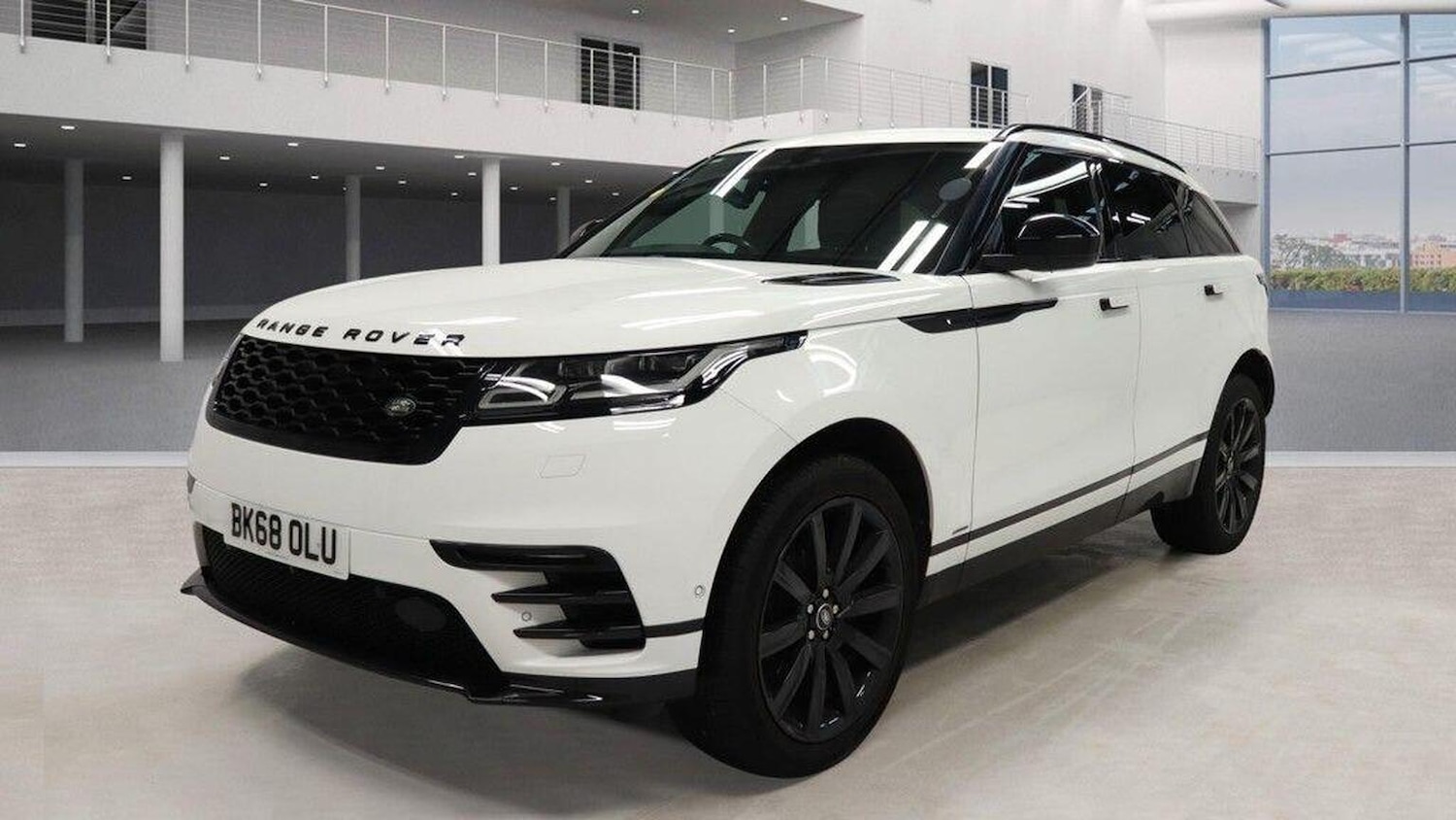 Used Land Rover Range Rover Velar 2018 for sale - 77314033: Photo 2