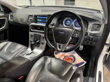 Used Volvo V60 2012 for sale - 79246477: Photo