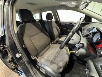 Used Vauxhall Astra 2013 for sale - 79047670: Photo