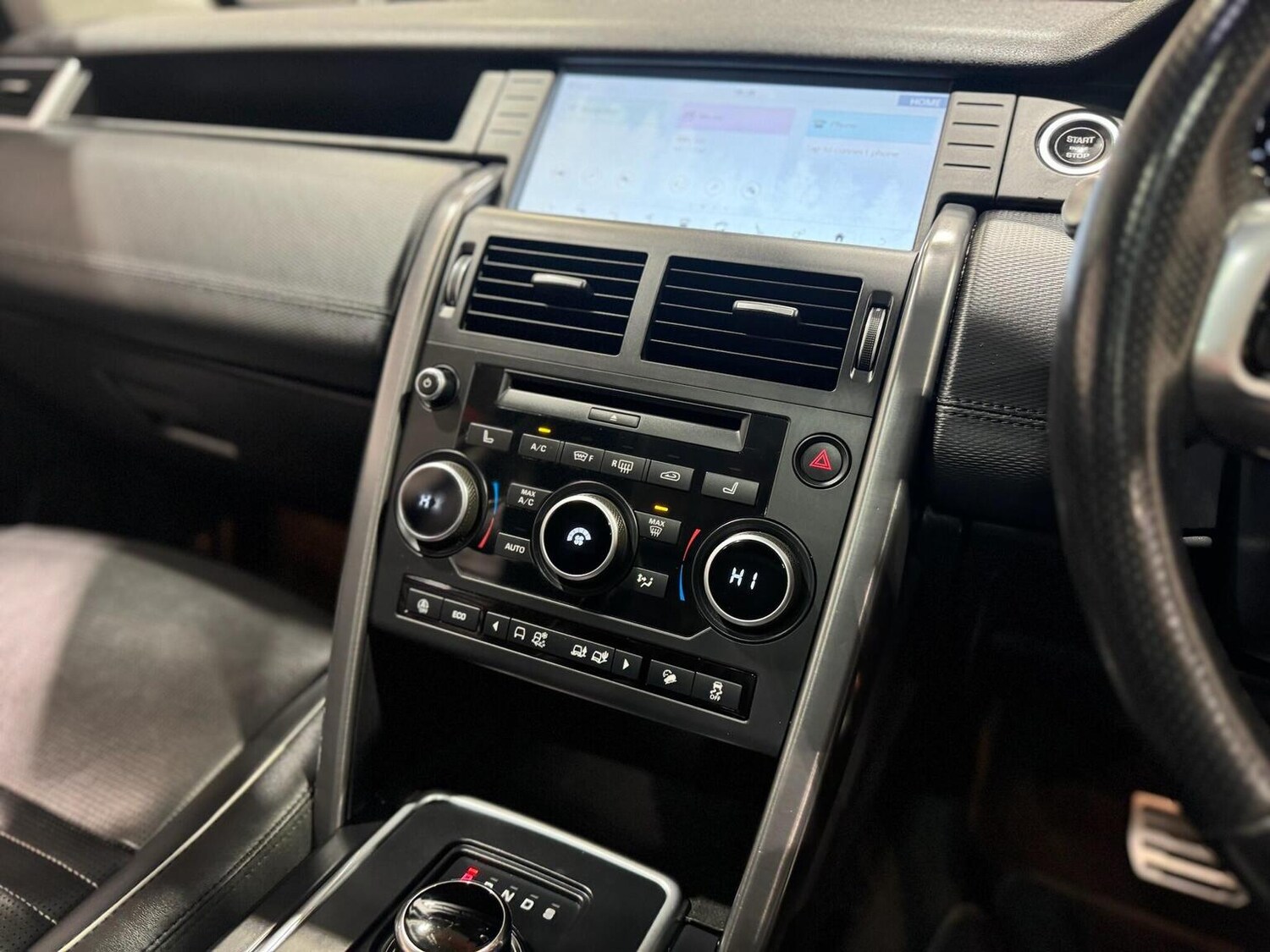 Used Land Rover Discovery Sport 2017 for sale - 77572804: Photo 15