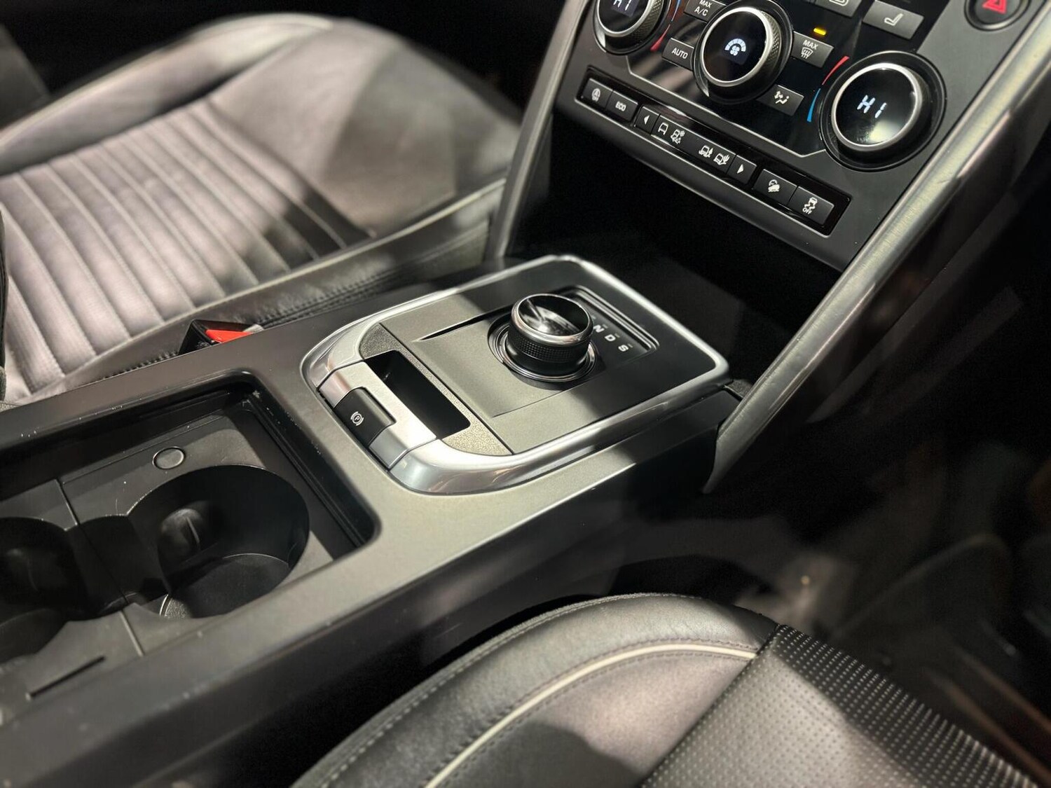 Used Land Rover Discovery Sport 2017 for sale - 77572804: Photo 19