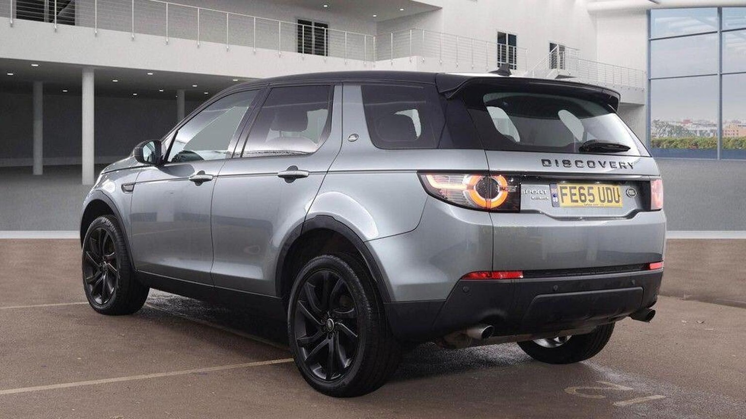 Used Land Rover Discovery Sport 2015 for sale - 77610030: Photo 3