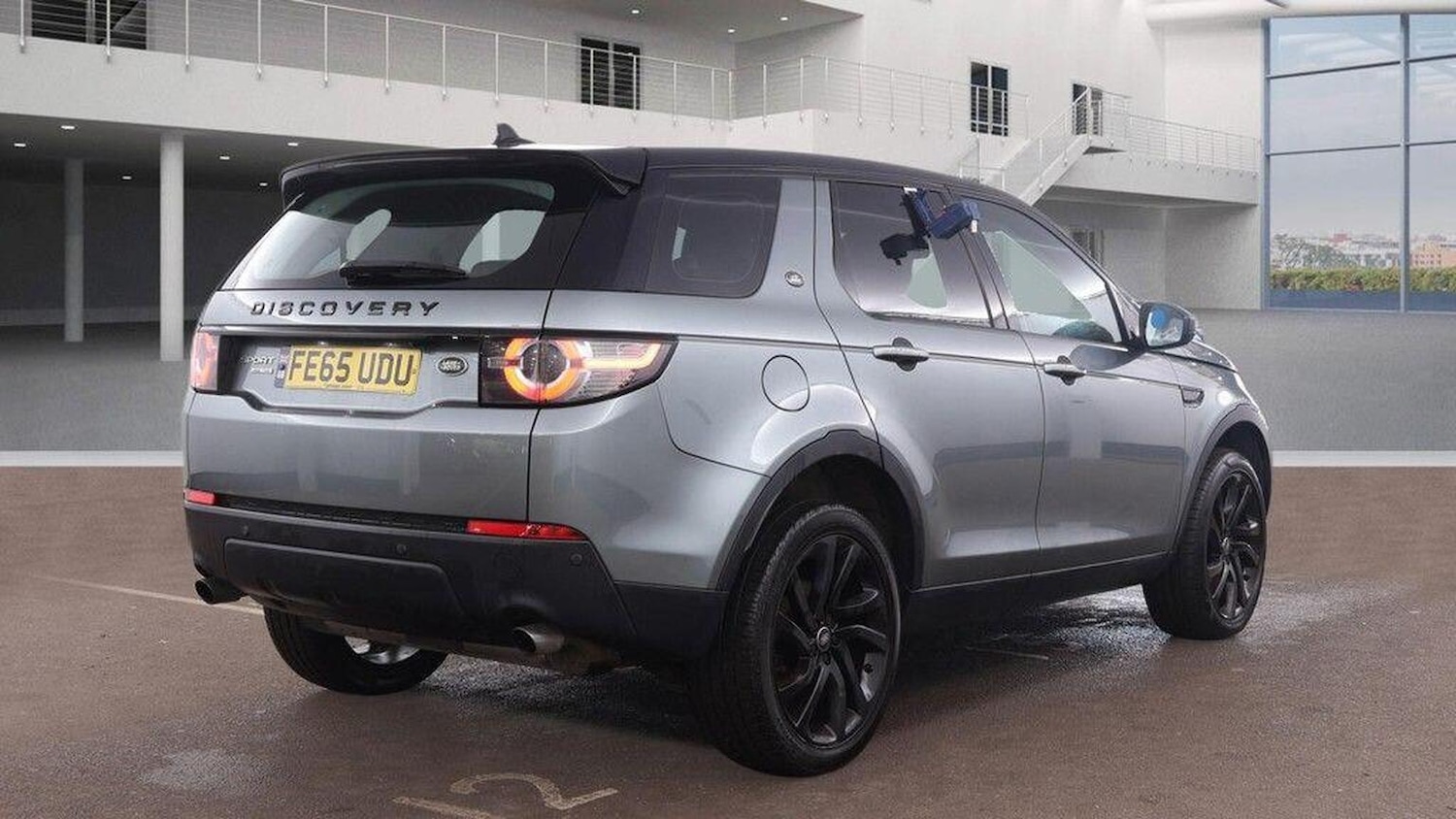 Used Land Rover Discovery Sport 2015 for sale - 77610030: Photo 4