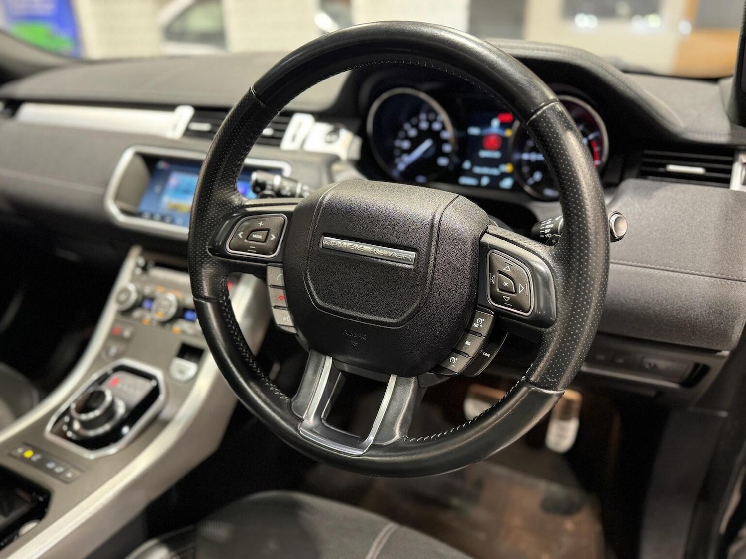 Used Land Rover Range Rover Evoque 2017 for sale - 77336702: Photo 9