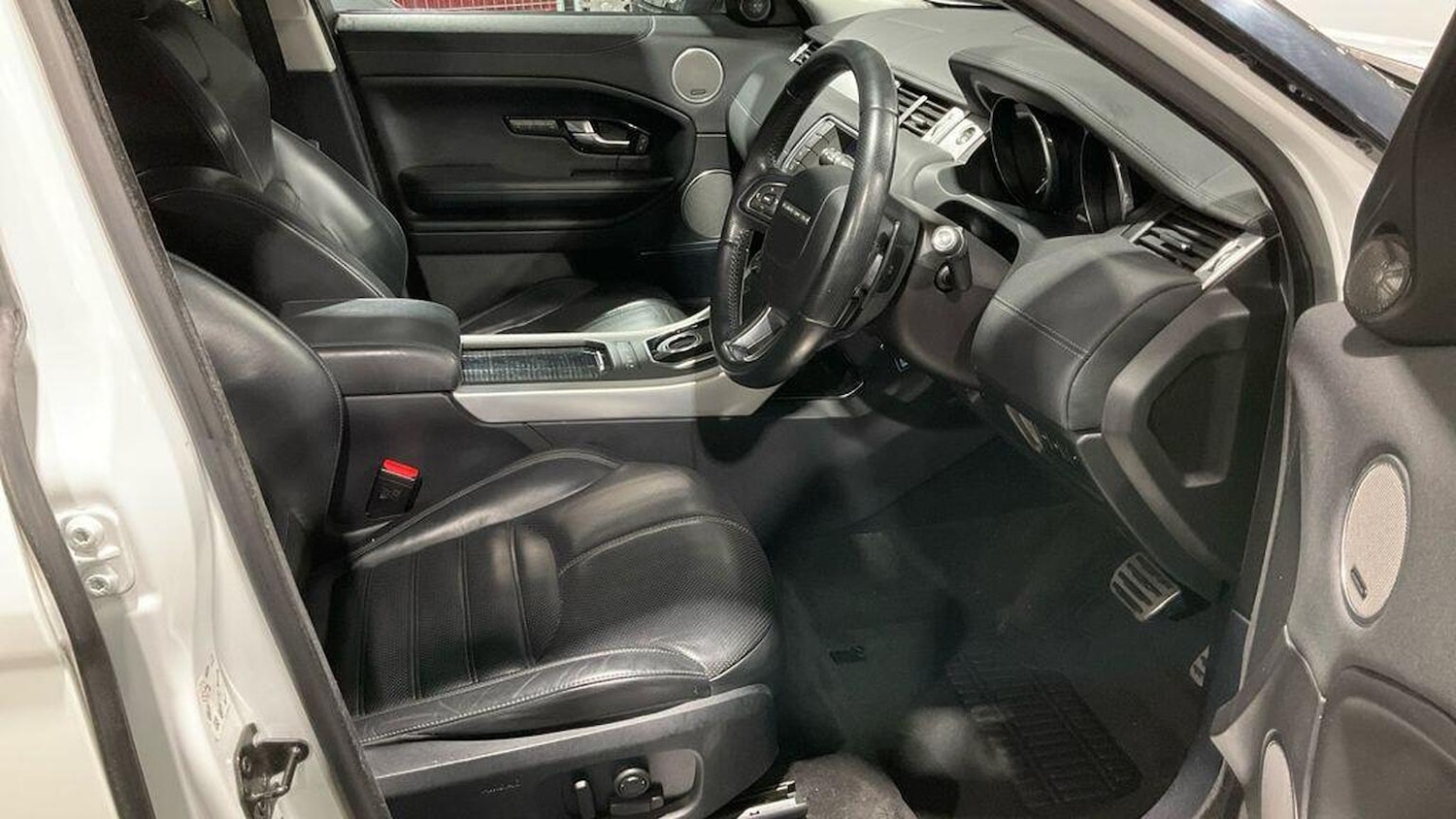 Used Land Rover Range Rover Evoque 2016 for sale - 77438480: Photo 6