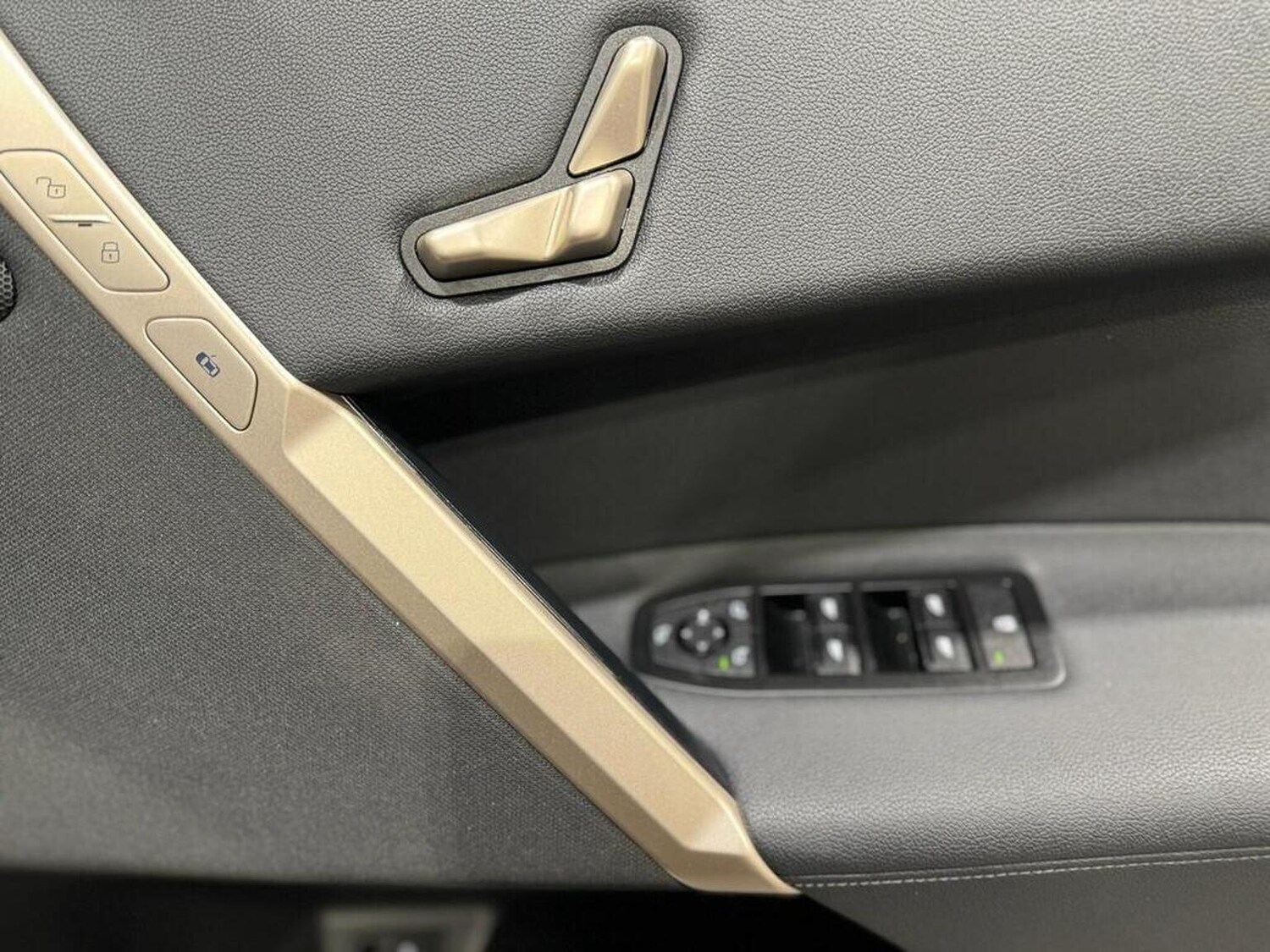 Used BMW iX 2022 for sale - 77572903: Photo 19