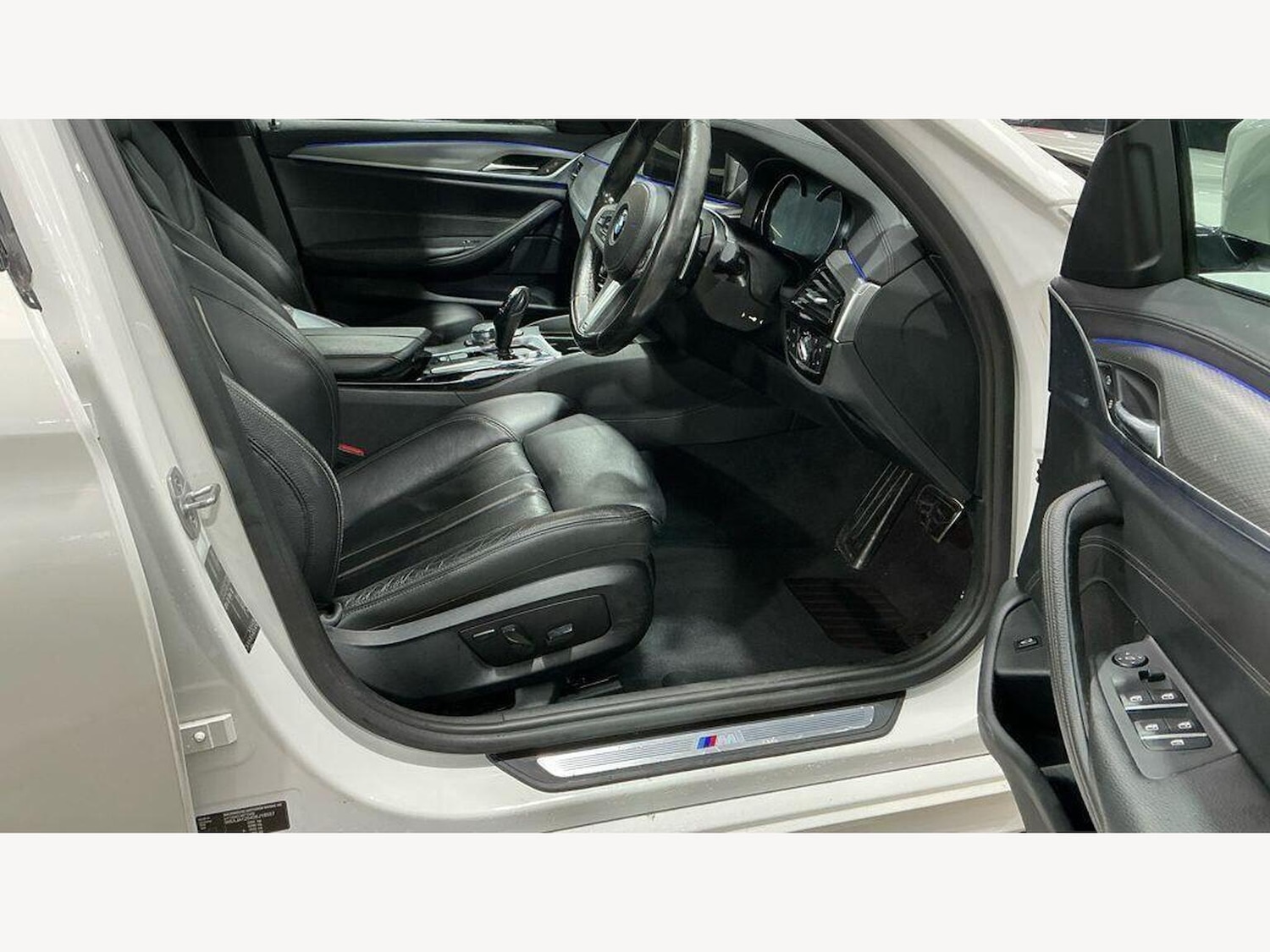 Used BMW 5 Series 2017 for sale - 77453381: Photo 4