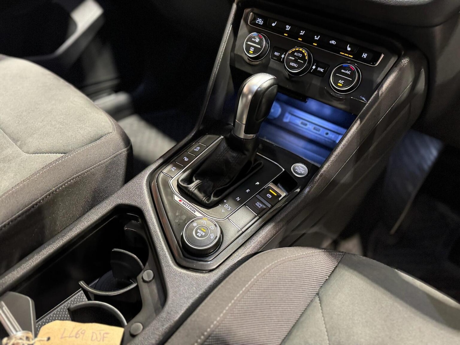 Used Volkswagen Tiguan 2019 for sale - 77535902: Photo 17