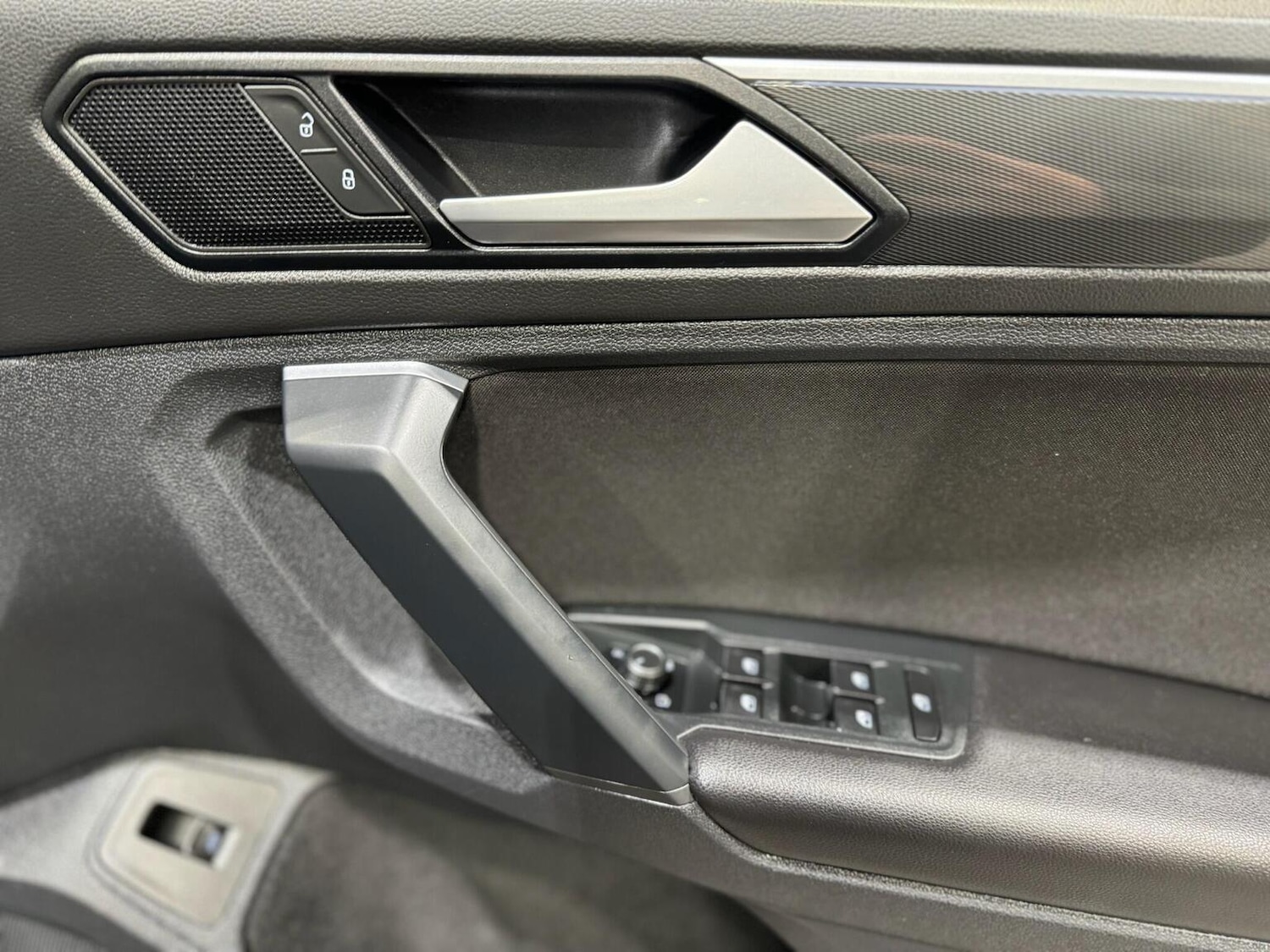 Used Volkswagen Tiguan 2019 for sale - 77535902: Photo 18