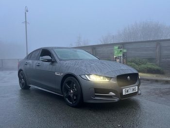 Used Jaguar XE 2017 for sale - 77417193: Photo