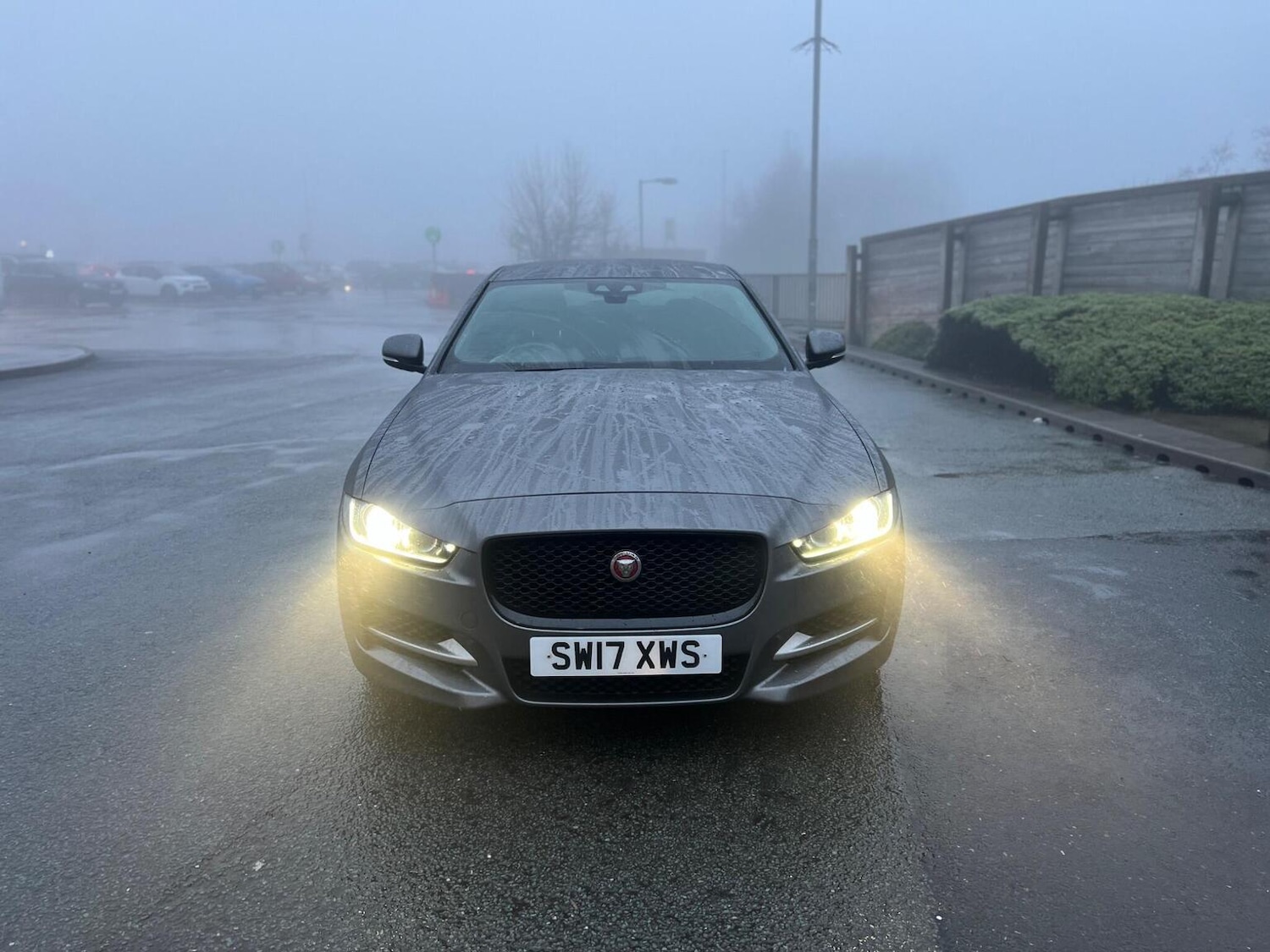 Used Jaguar XE 2017 for sale - 77417193: Photo 3