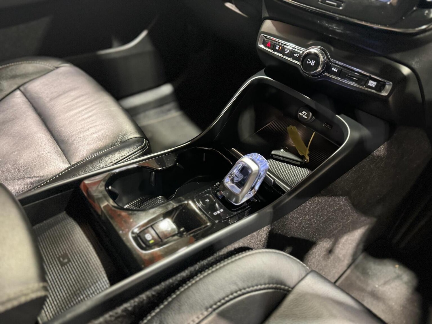 Used Volvo XC40 2021 for sale - 77453382: Photo 19