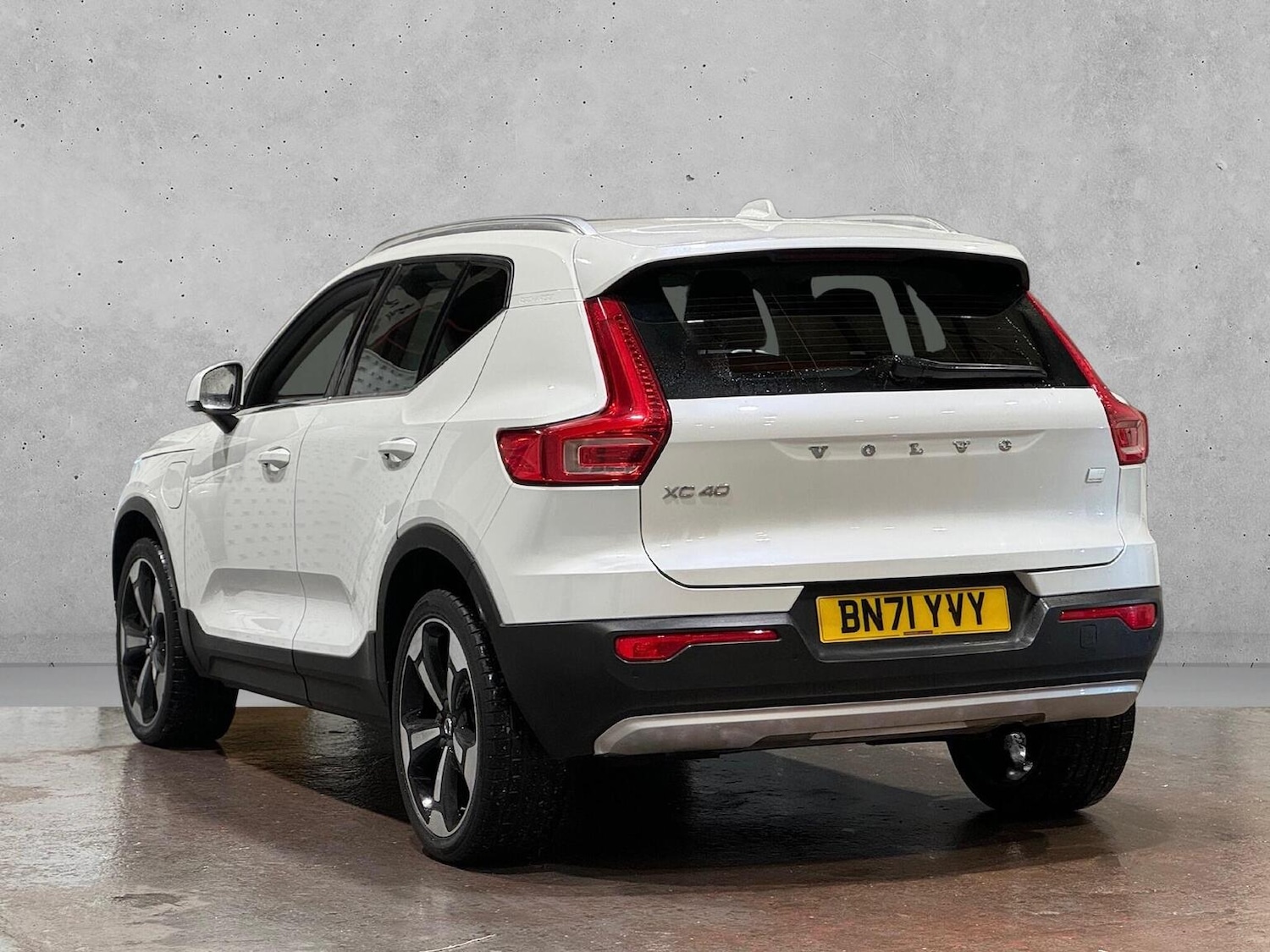 Used Volvo XC40 2021 for sale - 77453382: Photo 7