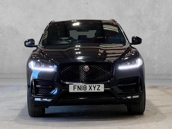 Used Jaguar F-Pace 2018 for sale - 78801125: Photo
