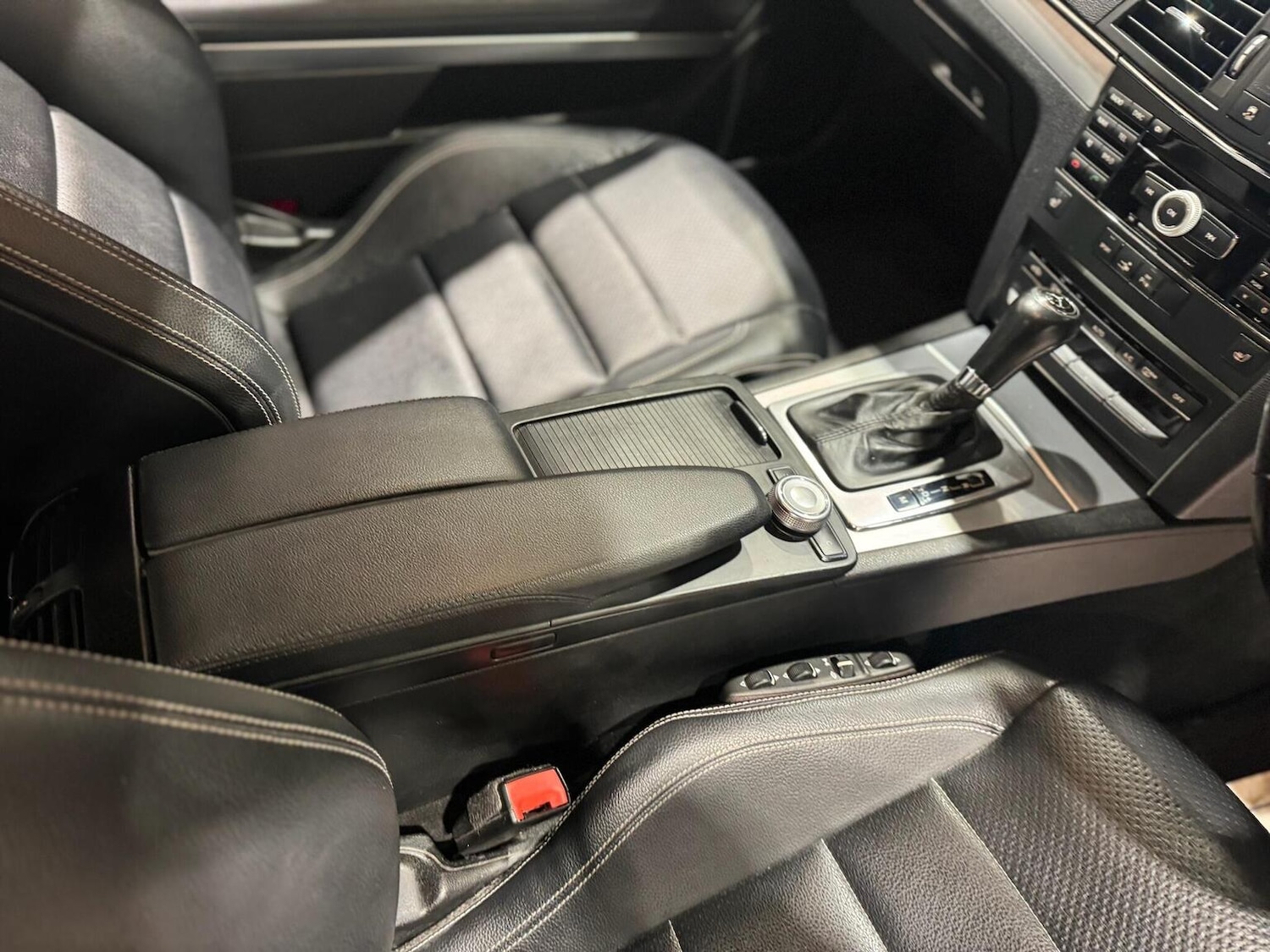 Used Mercedes-Benz E Class 2009 for sale - 77622420: Photo 14