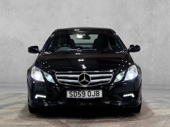 Used Mercedes-Benz E Class 2009 for sale - 77622420: Photo