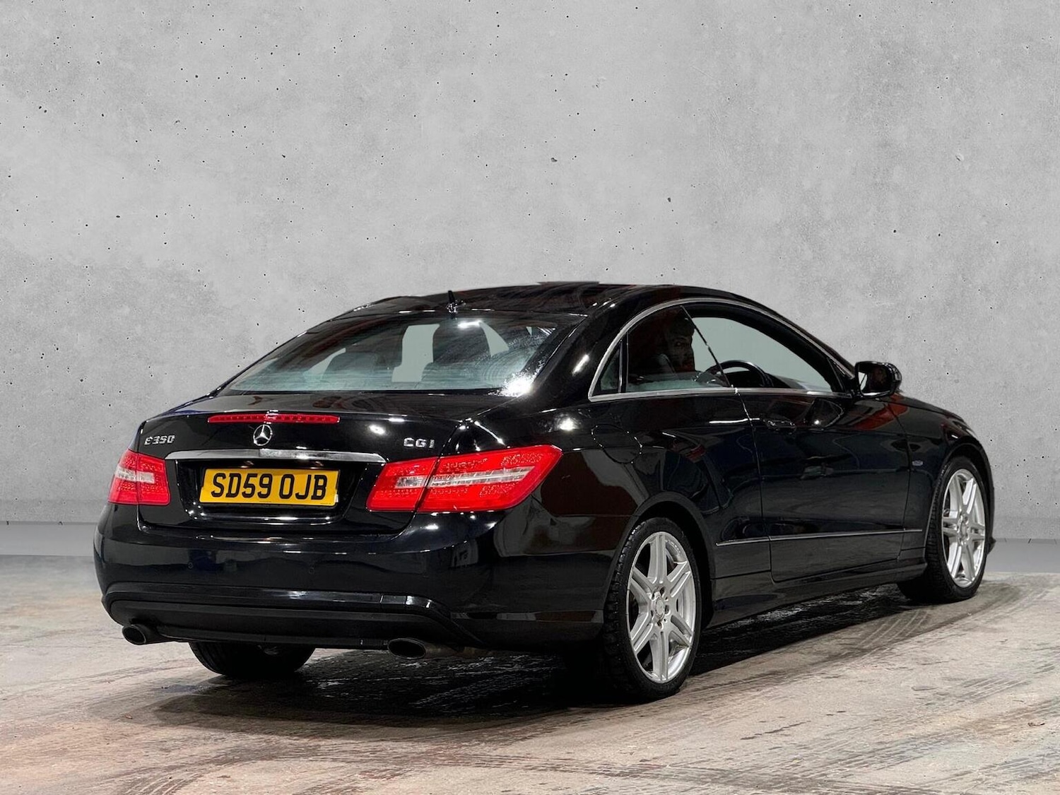 Used Mercedes-Benz E Class 2009 for sale - 77622420: Photo 5