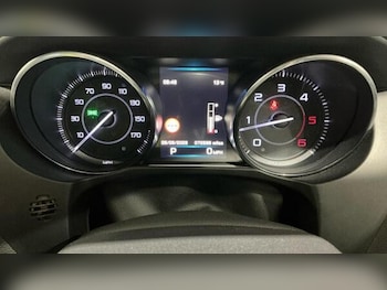 Used Jaguar XE 2016 for sale - 78894205: Photo