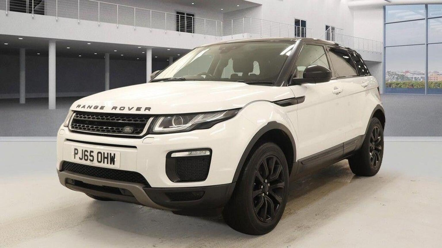 Used Land Rover Range Rover Evoque 2015 for sale - 77453186: Photo 2
