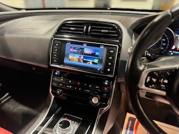Used Jaguar XE 2015 for sale - 79284122: Photo