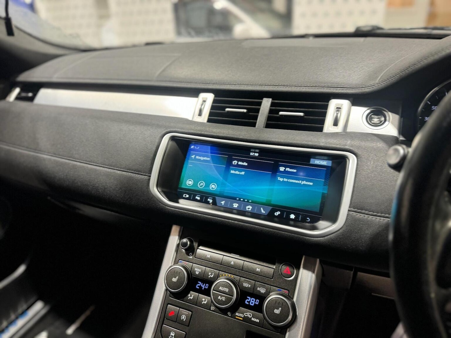 Used Land Rover Range Rover Evoque 2017 for sale - 77656370: Photo 9