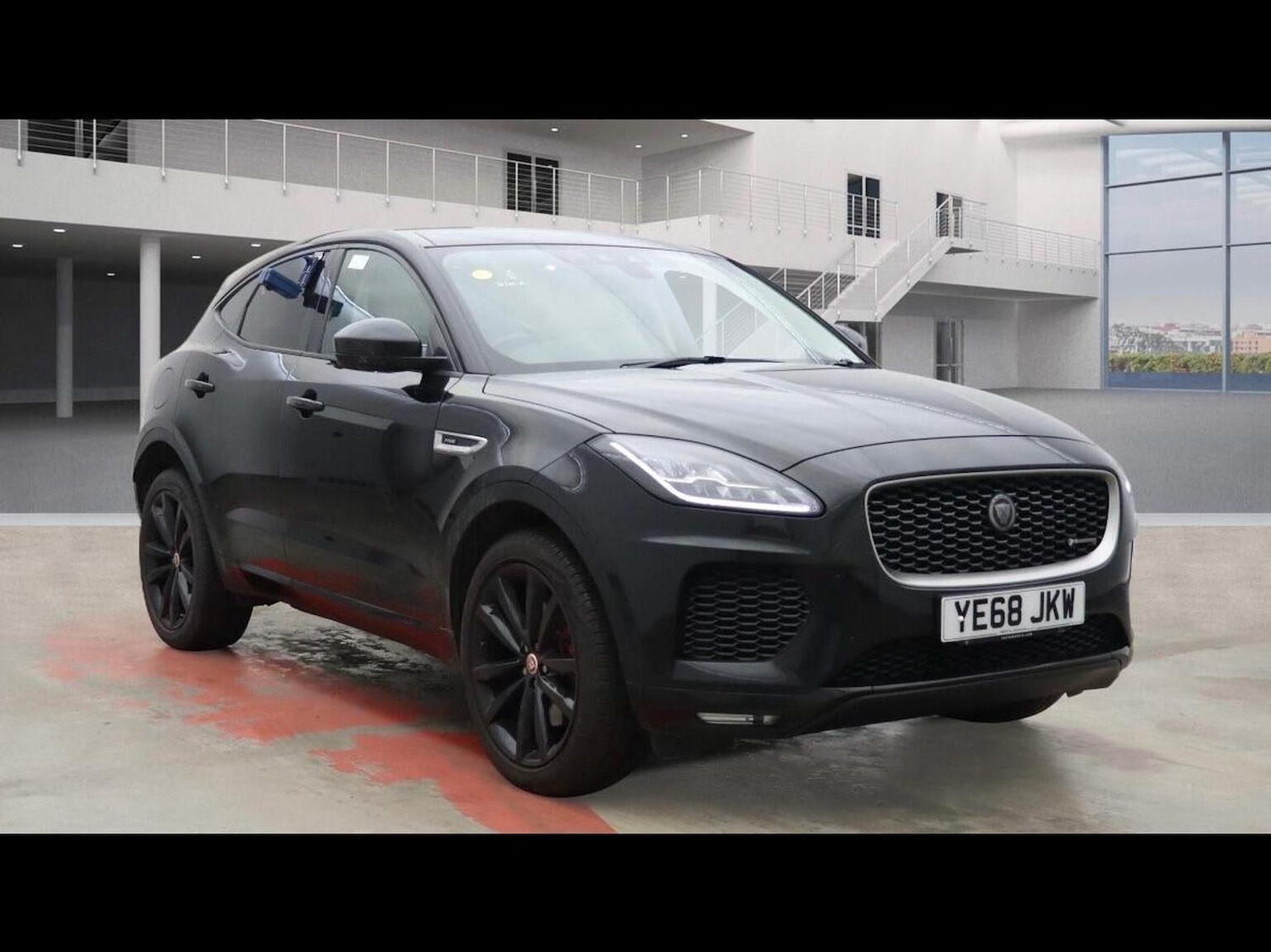 Used Jaguar E-Pace 2018 for sale - 77735787: Photo 1