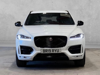 Used Jaguar F-Pace 2019 for sale - 79337093: Photo