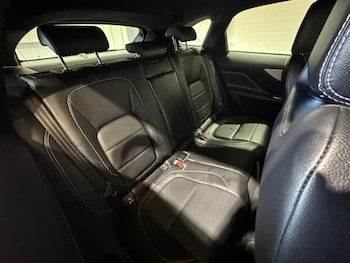 Used Jaguar F-Pace 2019 for sale - 79337093: Photo